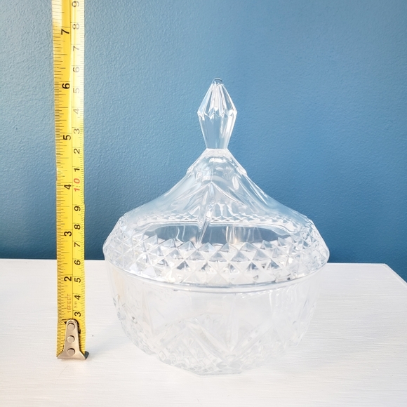 Crystal d'Arques French covered bomboniere in original box - Picture 2 of 10